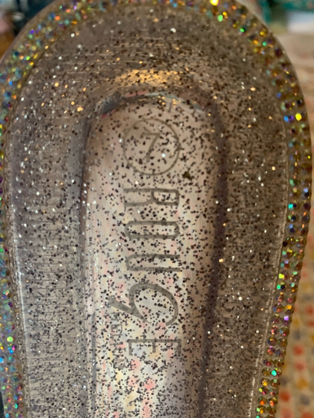 Clear Glitter Ruffle Slide Sandals Rouge - Picture 5 of 5